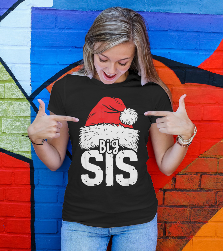 Big Sis Christmas Santa Hat Family T-Shirt