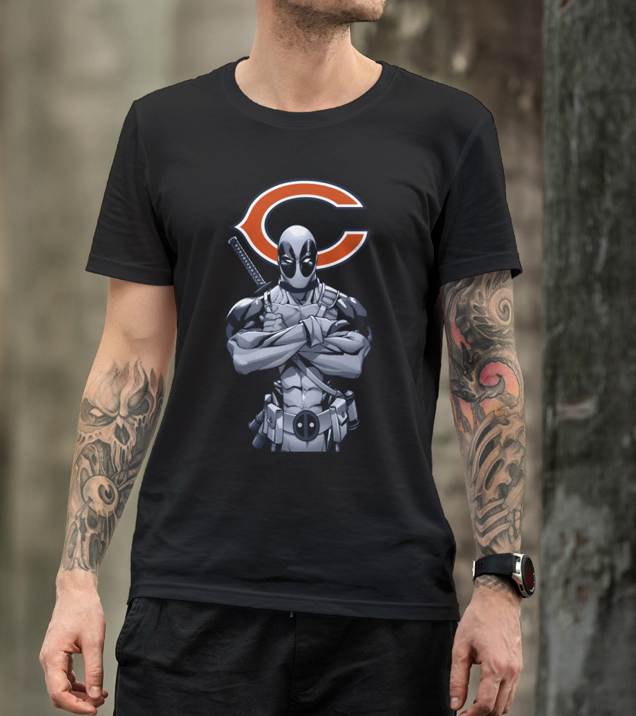 Chicago Bears Deadpool Crossover T-Shirt